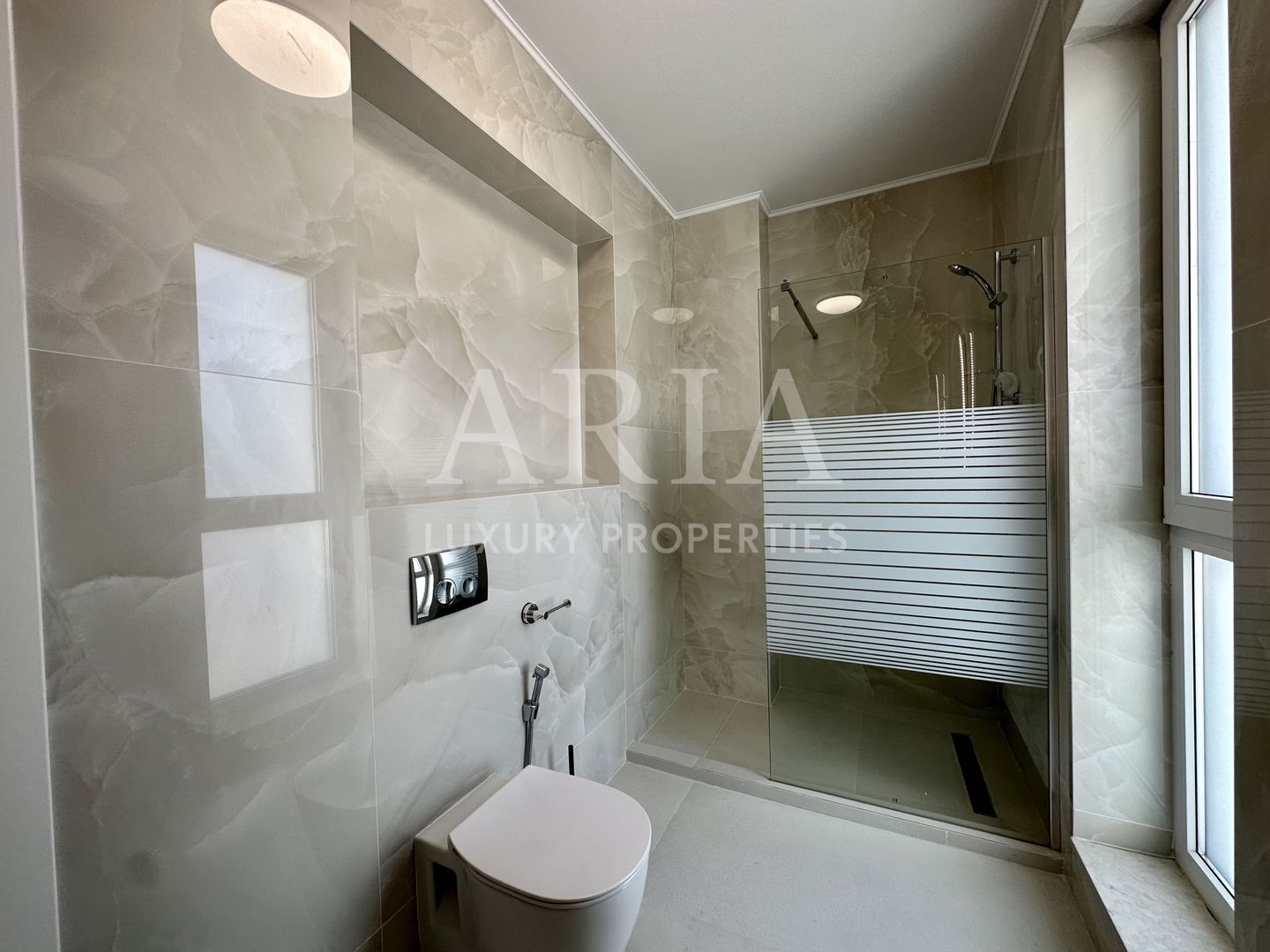MTM Luxury Villas -  FIRST RENT - LUXURY GATED COMMUNITY - Poză 15