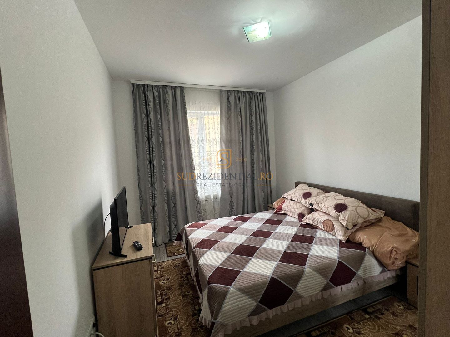Apartament 2 camere, disponibil imediat, Metrou Aparatorii Patriei - Poză 1