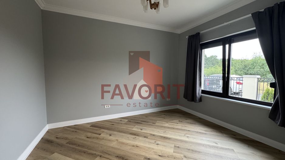 Duplex despartit prin garaj. Zona centrala - langa padure. Mobilat si utilat - Poză 10