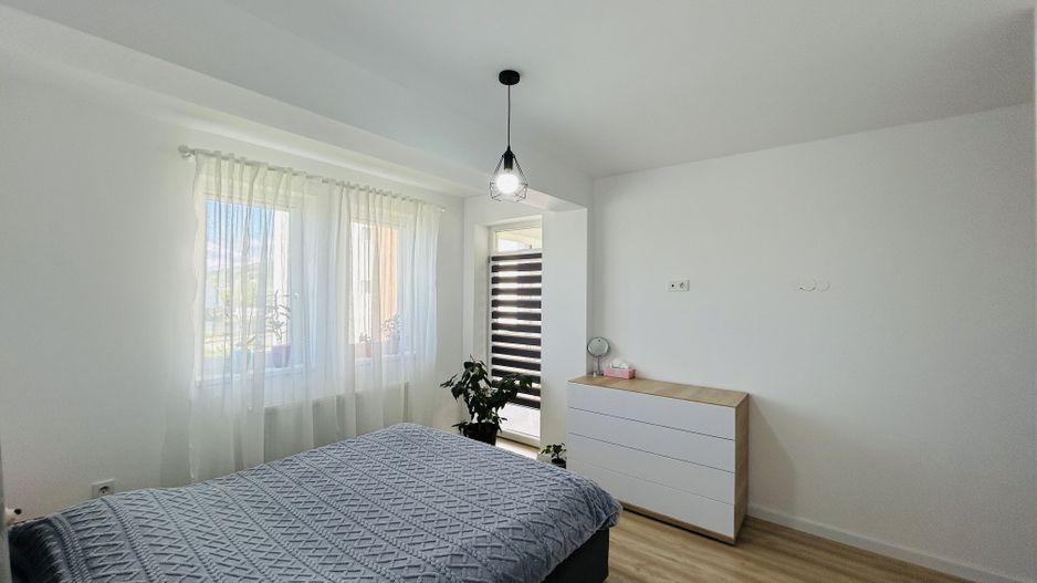 Apartament de vanzare, bloc nou, cu lift, bucatarie separata, dressing - Poză 3