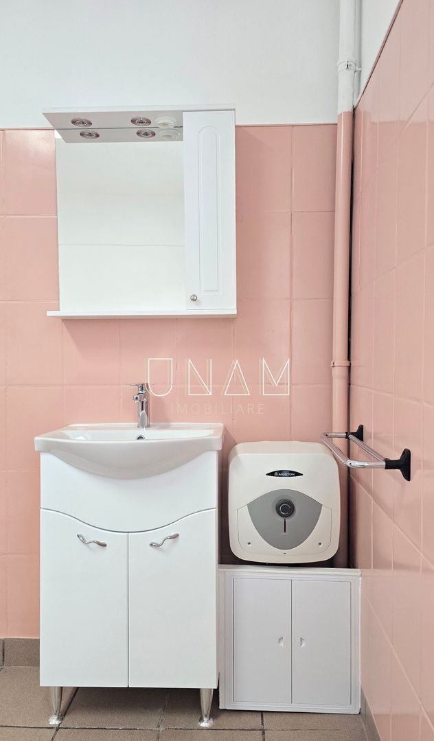 Birou renovat | Blocul 800 | ideal cabinet sau servicii - Poză 8