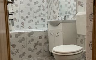 De inchiriat apartament 2 camere - Poză 12