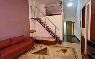 Apartament renovat cu o camera pe 2 nivele | Curte | Parcare | Grigorescu - Poză 1