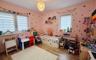 Apartament 3 camere cu grădină proprie de 66 mp și 2 locuri de parcare - Poză 6