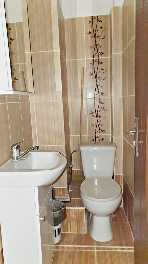 Central-Toamnei, 2 camere, 2 băi, etaj 1, mobilat. - Poză 12