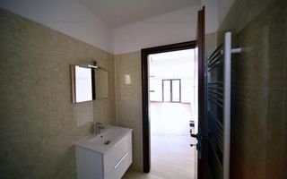 Predare la Cheie, Curte Amenajata, Toate Utilitatile in Uz - Poză 12