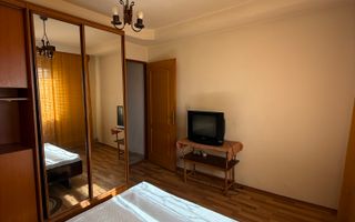 Apartament de vânzare în Vasile Aaron 2 camere decomandate - Poză 4