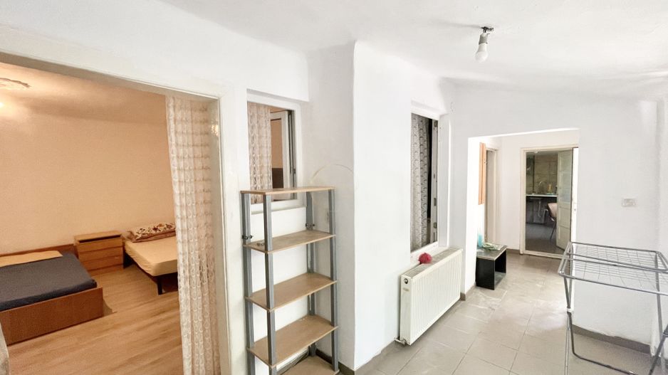 Casa 2 camere - Lipovei | centrala proprie | PENTRU FIRME/MUNCITORI/STRAINI - Poză 1