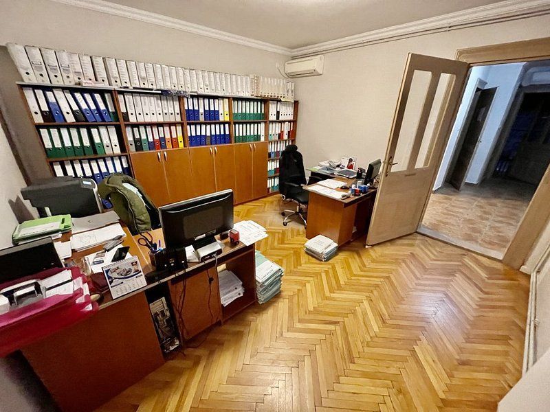 Birou in Piata Unirii - Poză 5