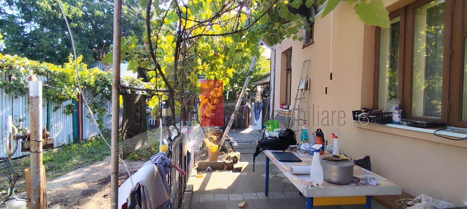 Casa de vanzare + teren in zona Jiului (Bucurestii Noi) - Poză 4