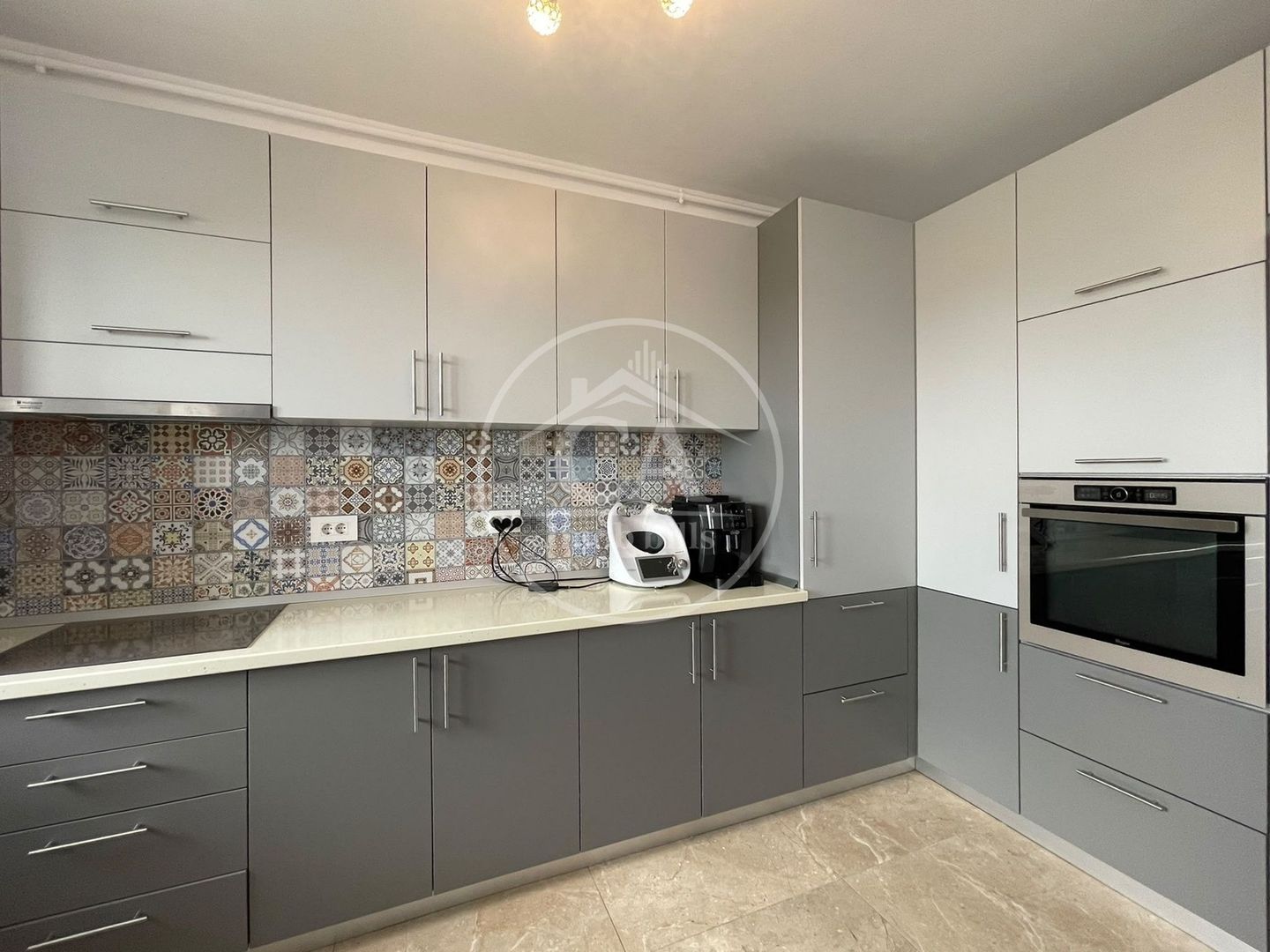 Apartament de vanzare cu 3 camere în zona Calea Aradului, Oradea - Poză 5