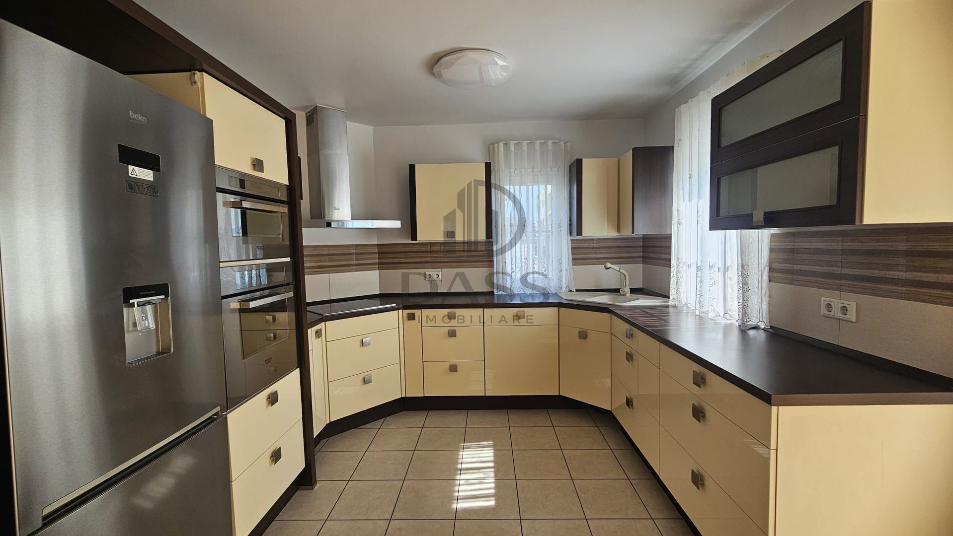 Casă individuală de închiriat | 5 camere | Șelimbăr - Poză 2