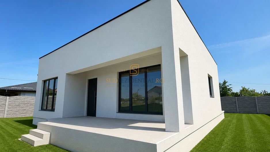 Casa individuala cu 4 camere de vanzare, Comuna Berceni - Poză 1