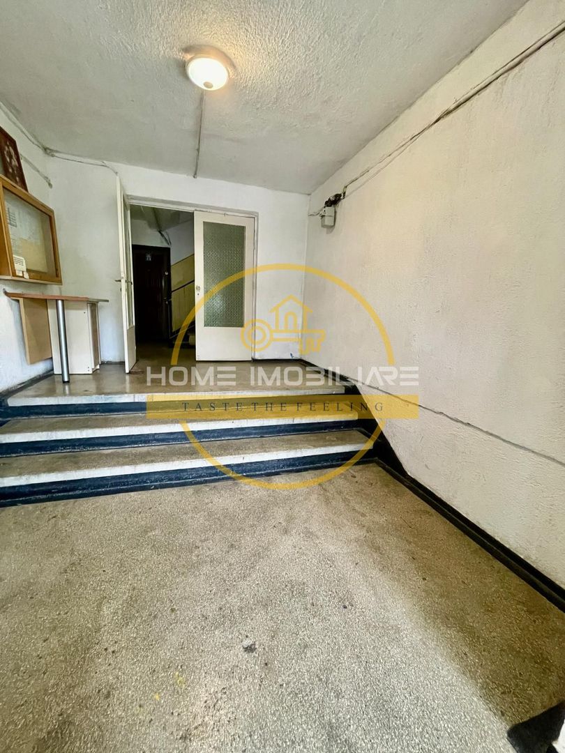 Apartament 2 Camere Decomandat Nicolina 53 Mp Bloc 1988 - Poză 12