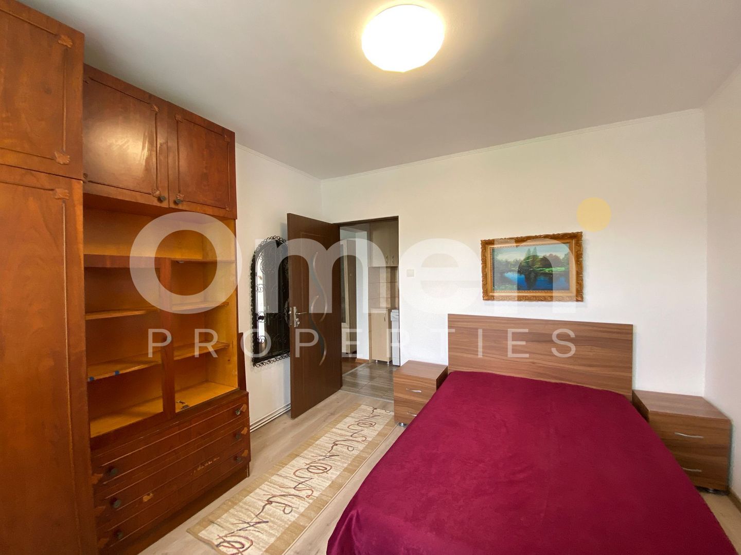 Apartament cu 2 camere, cu view superb, situat central - Poză 3