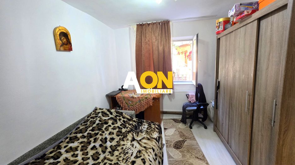 Apartament cu 3 camere, parter, boxă, acces curte, Cetate, zona Closca - Poză 6