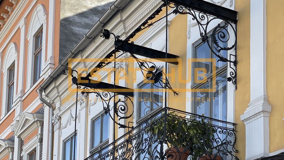 Apartament spectaculos de 125 mp in centrul istoric pe Str. Eroilor - Poză 30