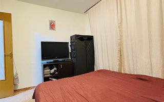 Apartament cu 2 camere decomandat zona Rogerius. - Poză 3