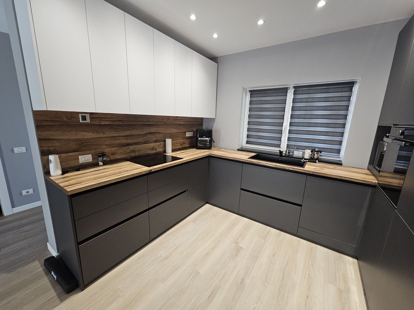 Calea Urseni | Casă înșiruită | Terasă mare | Parcare - Poză 1