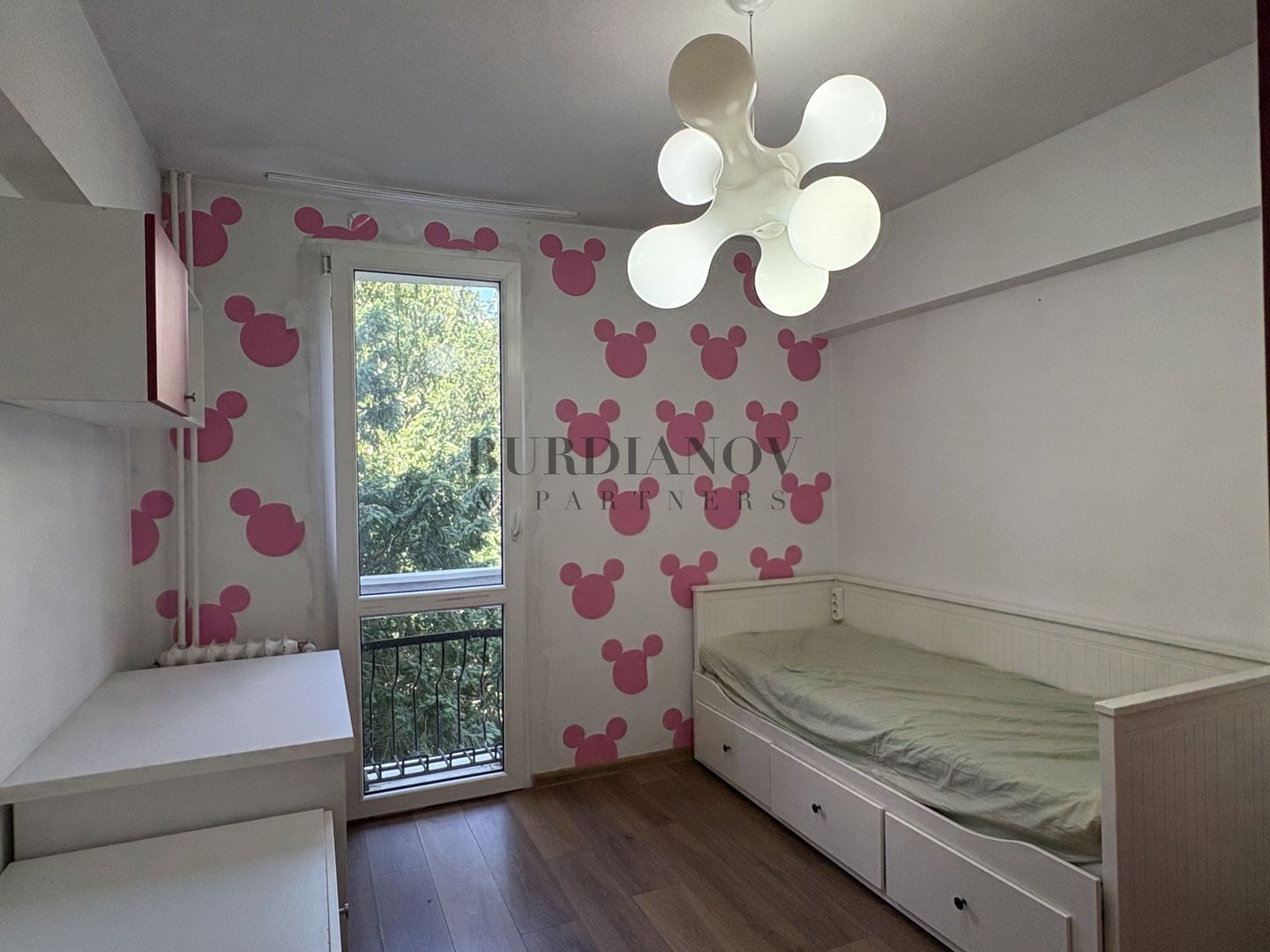 Apartament cu 3 camere - Metrou Costin Georgian - bd. 1 Decembrie 1918 - Poză 9