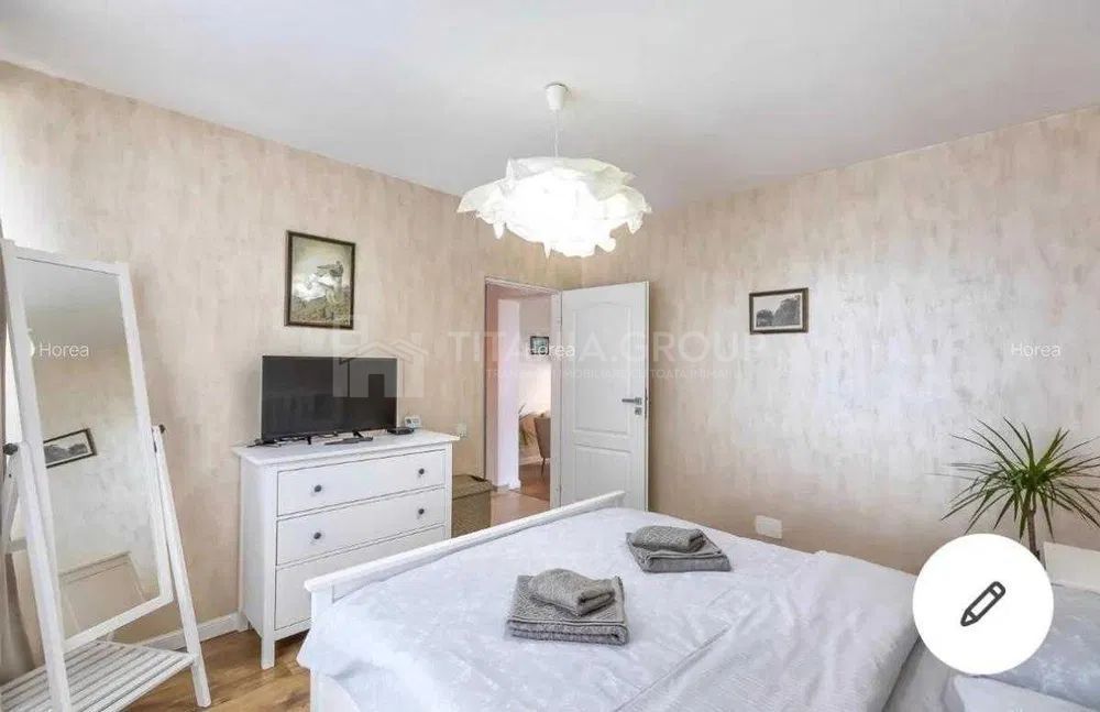 Apartament cochet in centrul Brasovului, contract ANAF - Poză 6