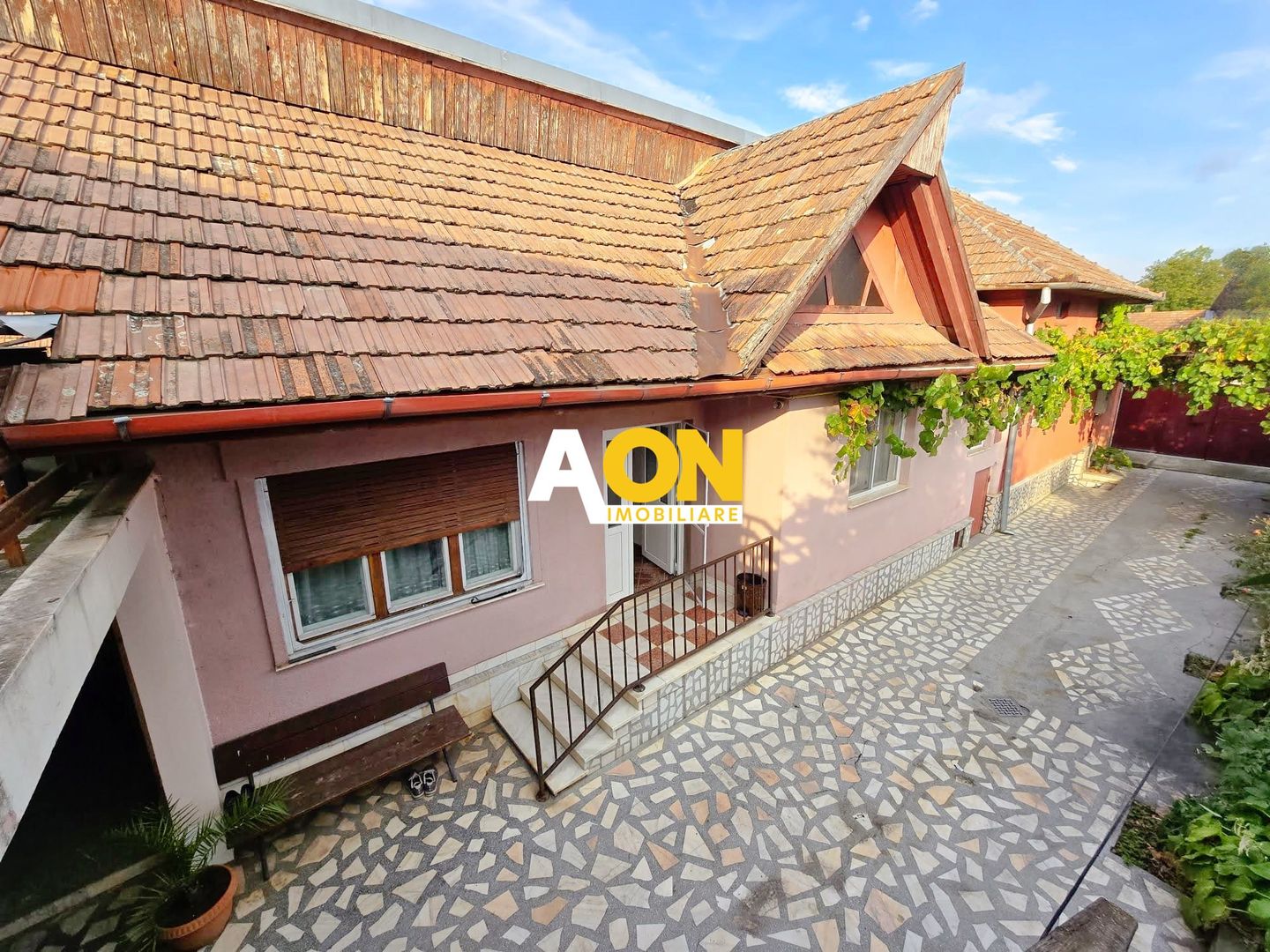 Casa 4 camere, 250 mp teren, zona Ampoi 3 - Poză 1