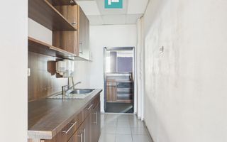 Spațiu  Comercial Zona Soarelui Bulevardul Sudului - Poză 13