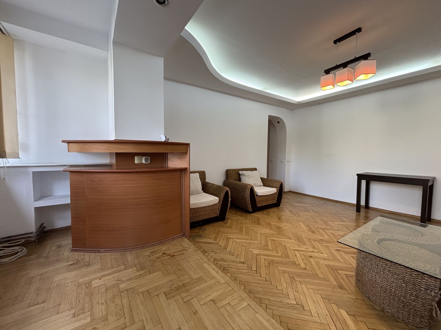 Apartament 3 camere | Etaj 1 | Centrală proprie | Instalații - Poză 3