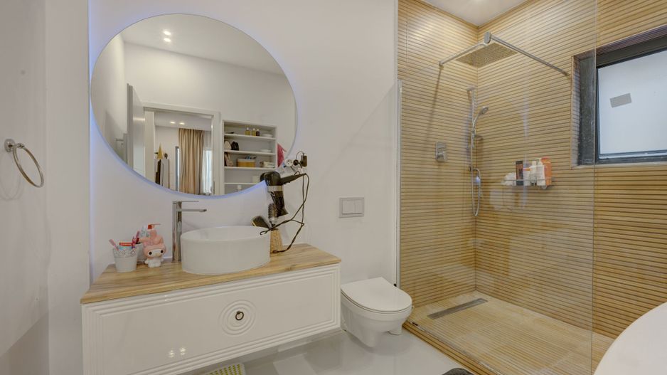 Vila parter mobilata si utilata Tunari - Poză 13