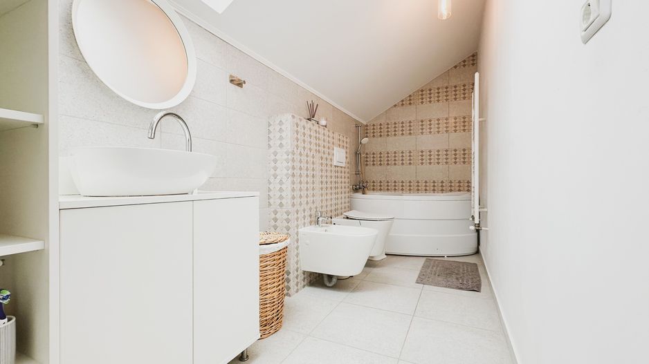 VANDUTA- Casuta din oras - de vanzare - 4 camere - NORD - Poză 24