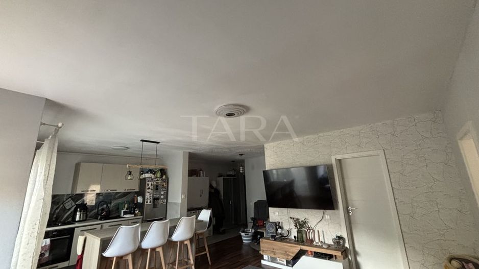 Apartament 3 camere în Florești, renovat, mobilat 2024. Parcare. - Poză 2