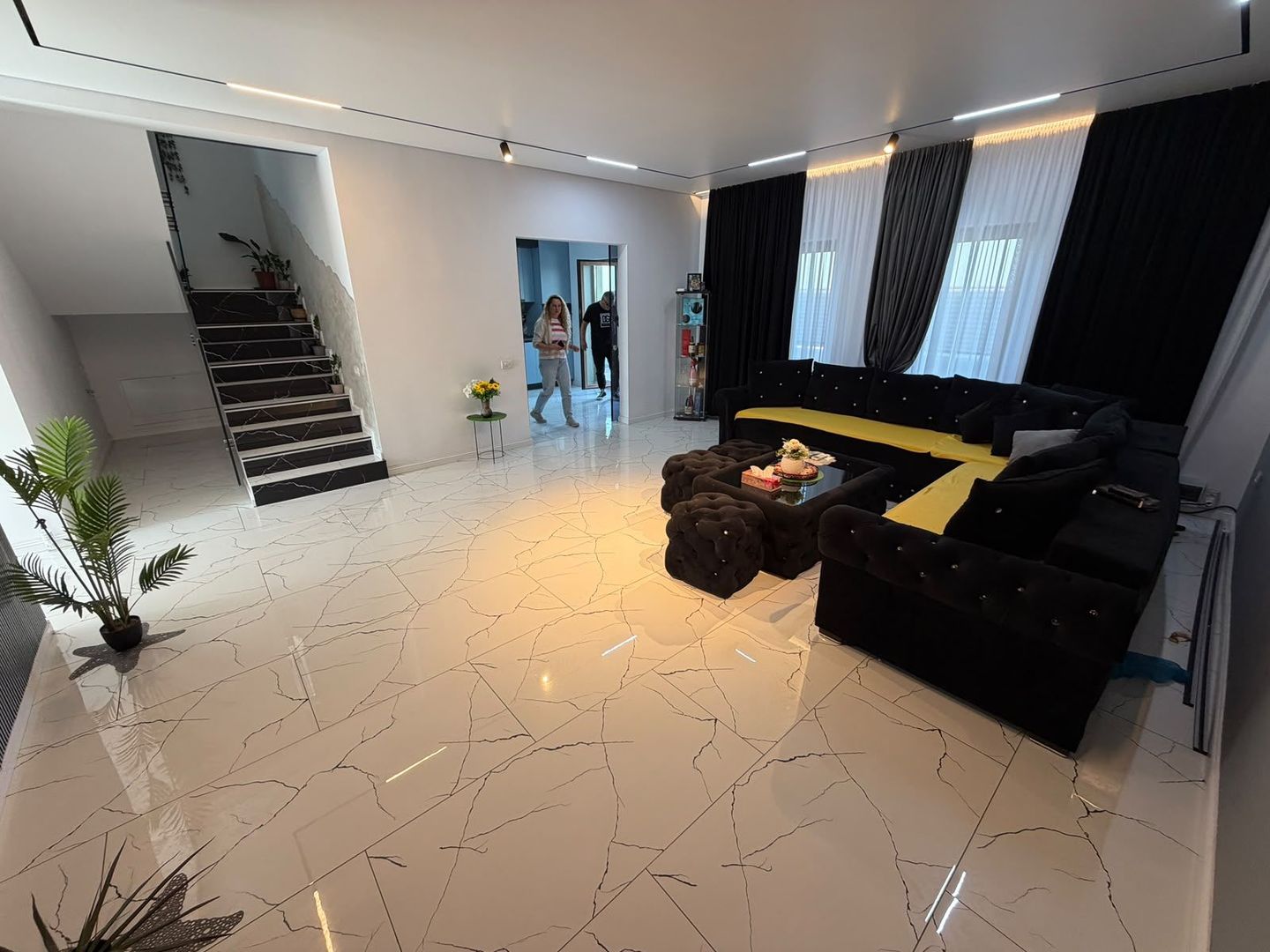 CASA INDIVIDUALA - TEREN 370 MP, PISCINA, SEMI-MOBILAT, COMISION 0% - Poză 15