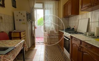 Apartament de vânzare cu 3 camere în zona Dacia, Oradea - Poză 7