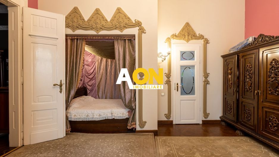 Casa din secolul XIX, ultrafinisata, ultracentral, 855 mp teren - Poză 15