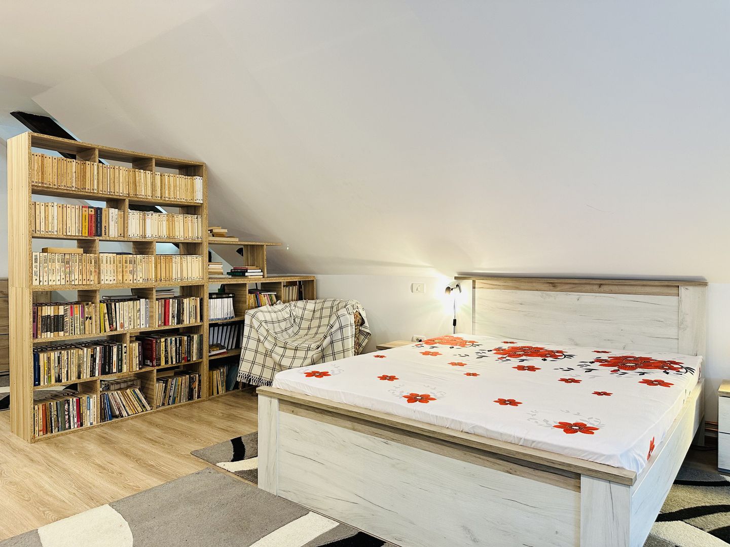 Apartament spatios cu 2 camere, in Vila apartamentata - Take Ionescu - Poză 11