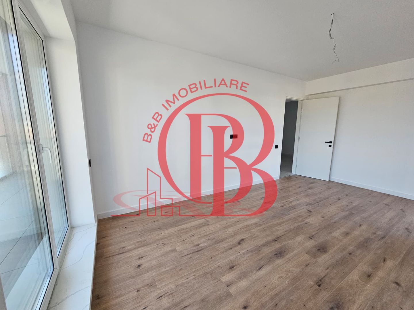 4 camere finalizat Complex Premium-piscina - pista alergare in incinta - Poză 17