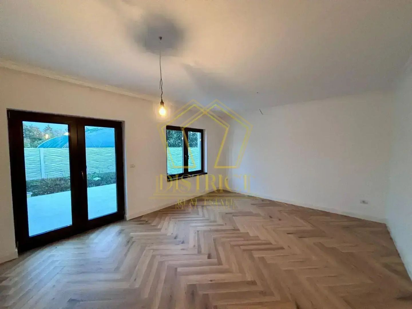 Duplex modern cu 4 camere, finalizat | Ronat - Poză 2
