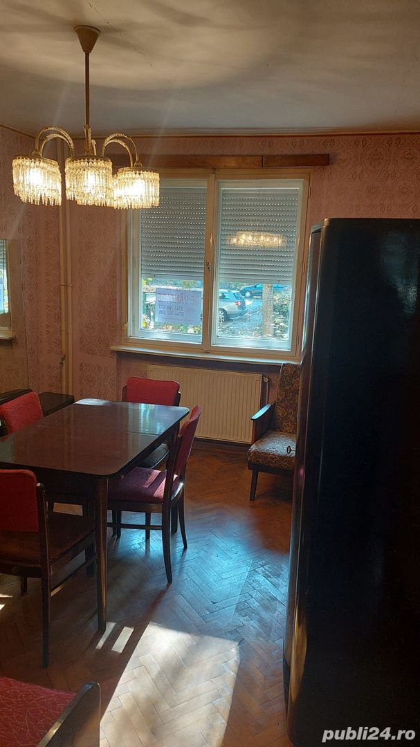 De vânzre apartament spațios în Satu Mare, pe Aleea Mircești, cu 3 camere, - Poză 3