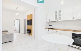 Apartament modern cu 2 camere la curte comună - Poză 1