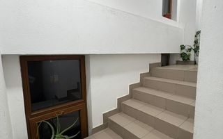 Apartament 2 camere modern I complet utilat si mobilat I loc de parcar - Poză 9