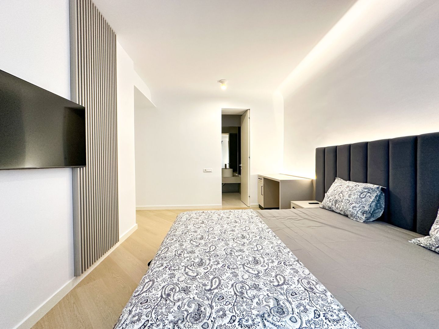 Apartament 3 camere I Cortina North I Parcare subterană - Poză 21