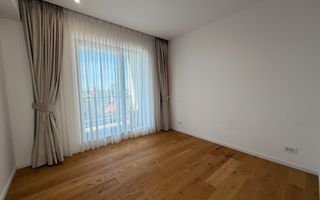 Penthouse lux cu 4 camere in zona ambasadelor - Poză 22