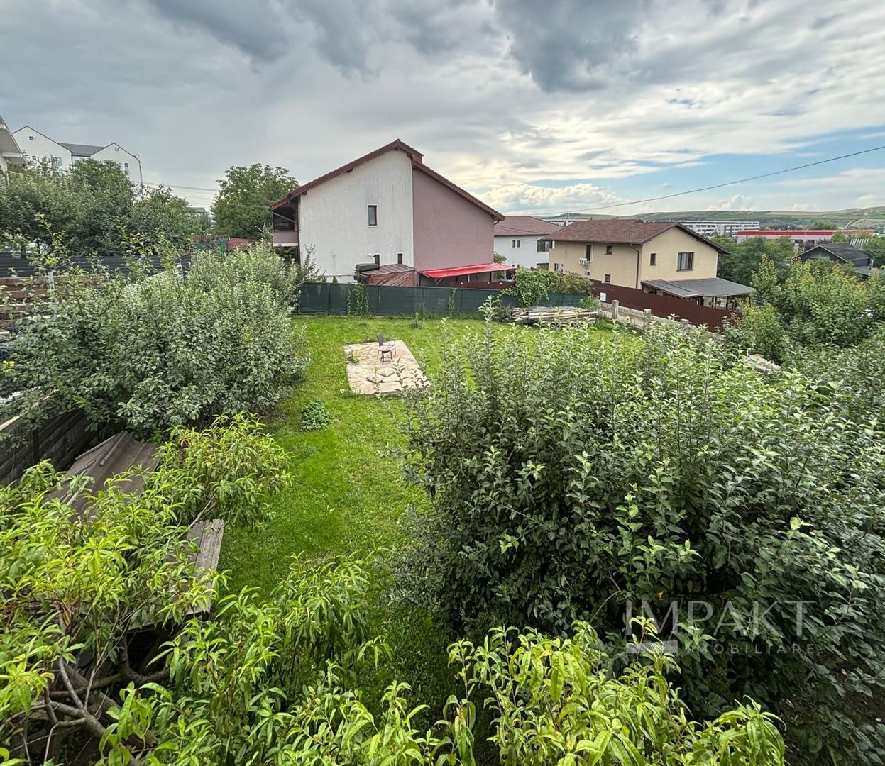 Vilă spațioasă cu garaj, curte de 600 mp  Sânnicoara - Poză 19