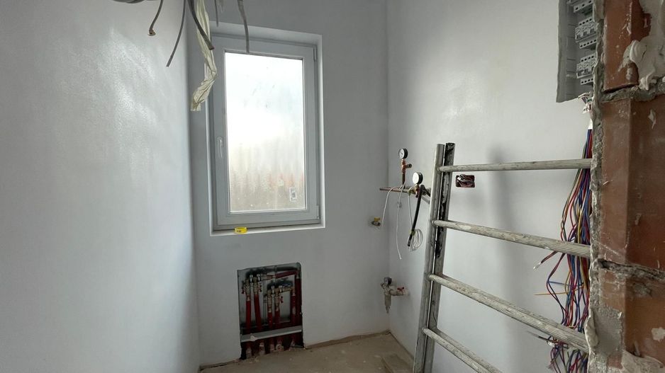Duplex - 5 camere -toate utilitatile - Mosnita Noua - Urseni - Poză 8