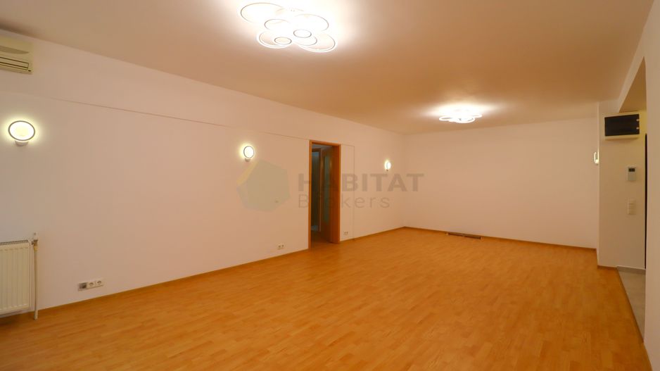 Proaspat igienizat, spatios, parcare subterană - Poză 8