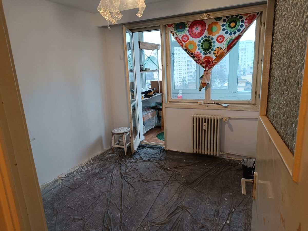 Apartament 3 camere-potential renovare,langa scoala si parc - Poză 4