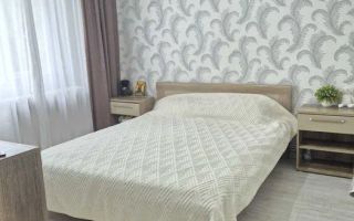 Nicolina- 3 Camere Decomandat - Etaj 3 - Bloc 1984 - 72Mp - Poză 3