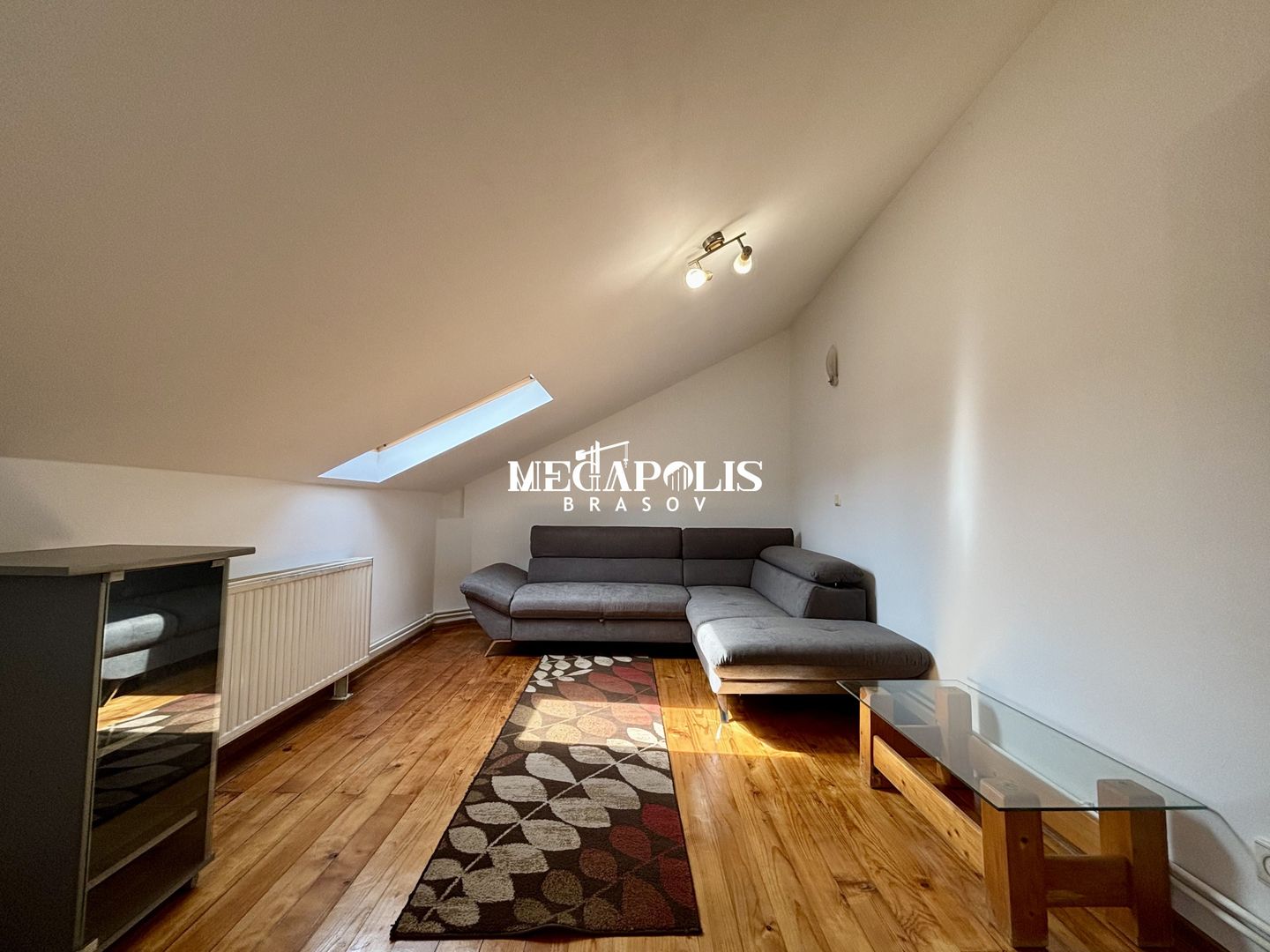 Apartament 2 camere | Etaj Intermediar | Priveliște Către Munte | Noua - Poză 1