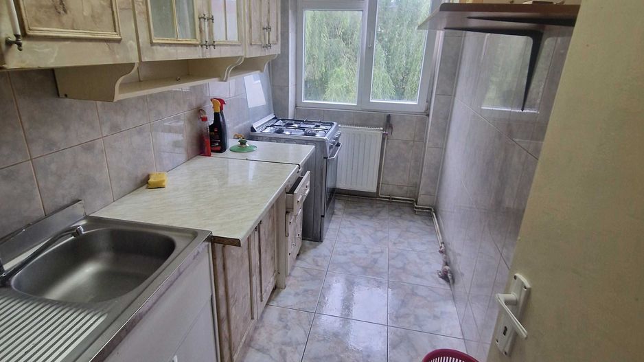 De inchiriat apartament 2 camere , Piata Resita Sector4 - Poză 6