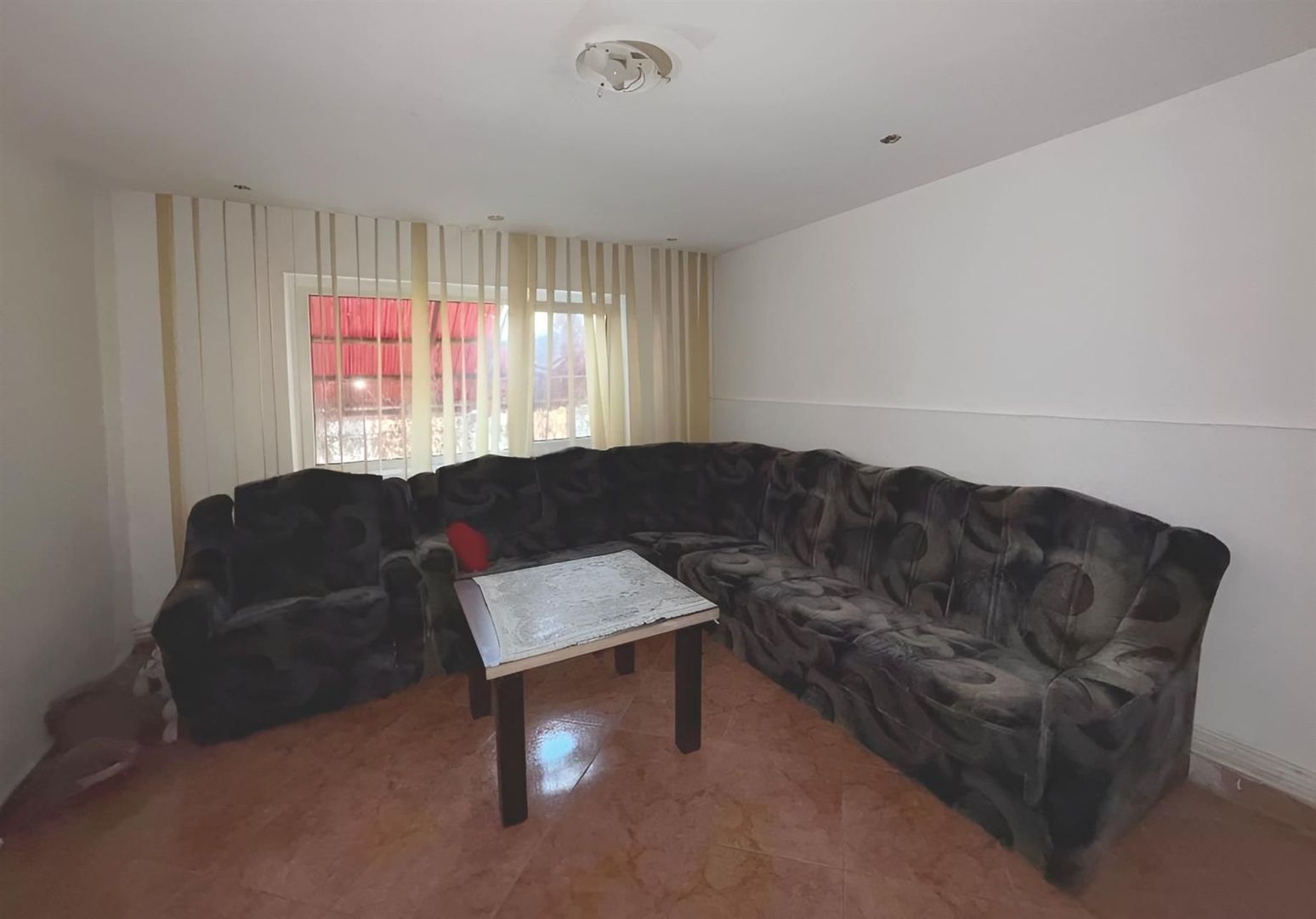 Apartament 2 camere decomandat, zona Prestige - Poză 3